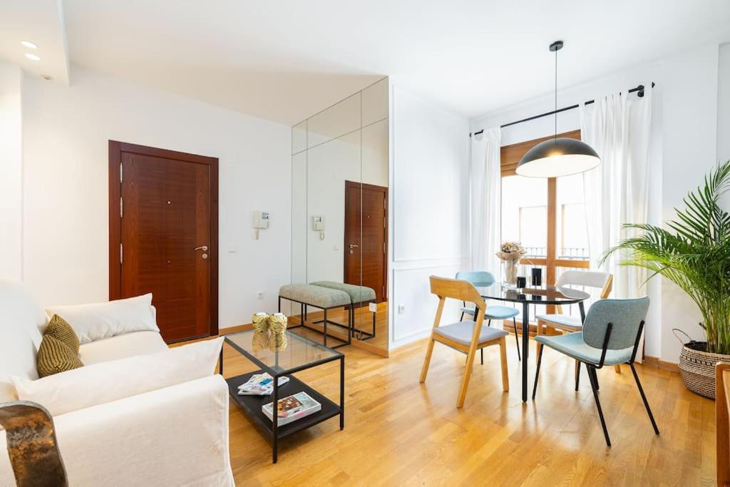 Appartement With Pool Málaga